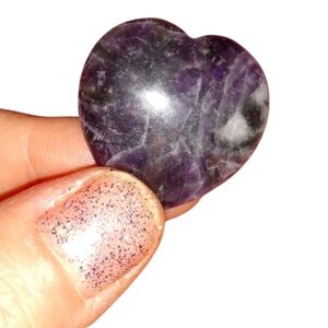 Purple Amethyst Heart Carved Stone Love Gift Gemstone Palm Worry Gem Pocket Rock